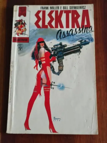 Elektra Assassina (Frank Miller/ Bill Sienkiewicz) Encadernado Editora Globo