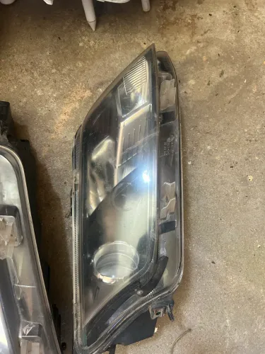 Faróis Ford fusion 2013-2016