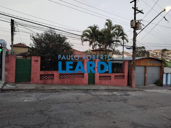 AREA - VILA MANGALOT - SP