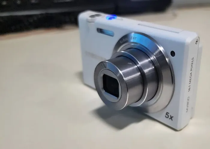 Câmera Digital Samsung MV800 Tela Touch - Seminova