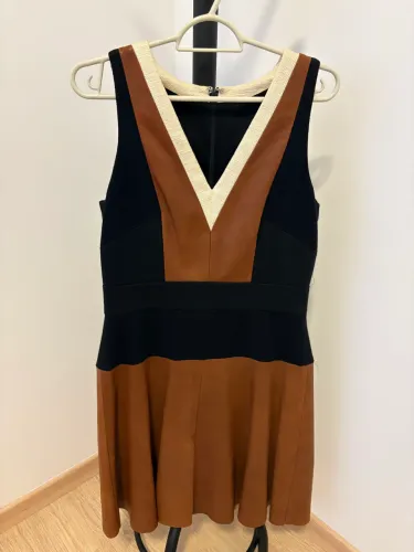 Vestido couro e elastano 
