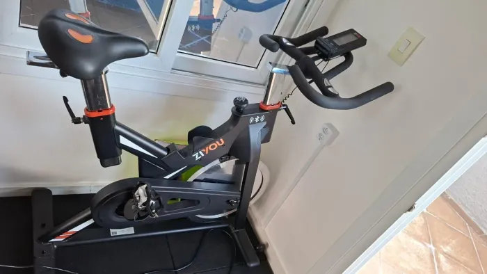 Bike Spinning Ergométrica Ziyou ZU250<br><br>Interessados chamar no WhatsApp 51 99916.4521