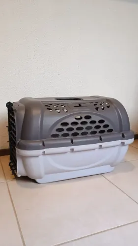 Caixa N°4 de transporte para animais de estimação