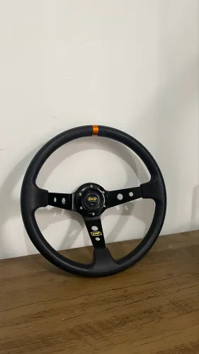 Volante OMP PU