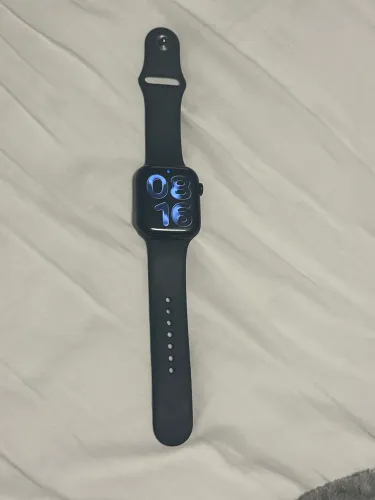 APPLE WATCH SÉRIES 7 45 MM
