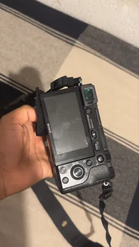 Sony A6000