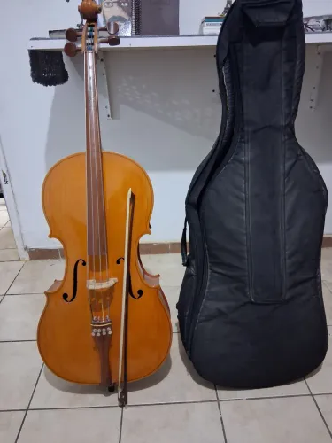 Violoncelo rolim