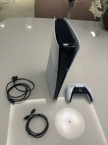 PlayStation 5 slim 1TB mídia digital (aceito ofertas)