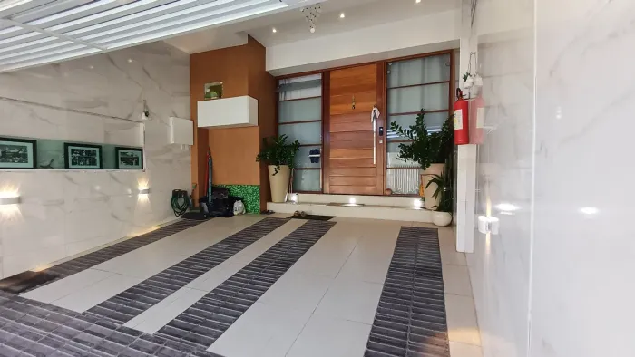 CASA 2/4 com suítes e Garagem no Cabula
