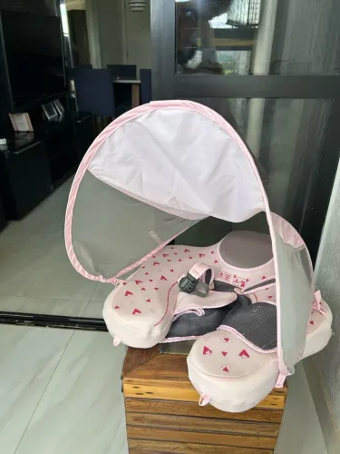 Vendo boia bebê menina