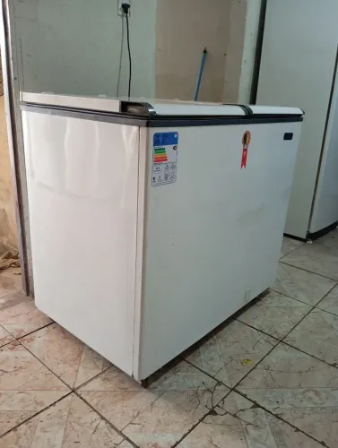 FREEZER ESMALTEC 2 PORTAS 350L FUNCIONANDO PERFEITAMENTE FAÇO A ENTREGA DOU GARANTIA