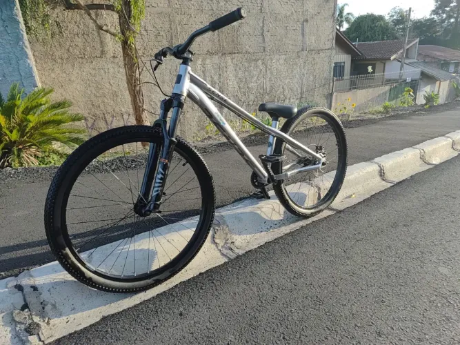 Bike Sense Hard Pump - Ótimo Estado