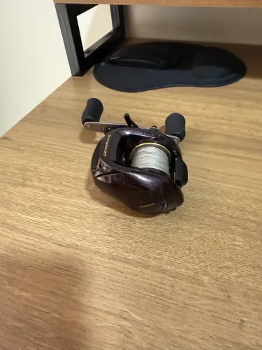 Carretilha Shimano SCORPION XT 1500