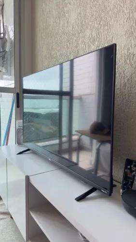 Smart TV 43 polegadas estado de novo