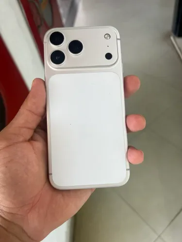 iPhone 14 Pro max 128 GB sabor 17 pro max R$2.950