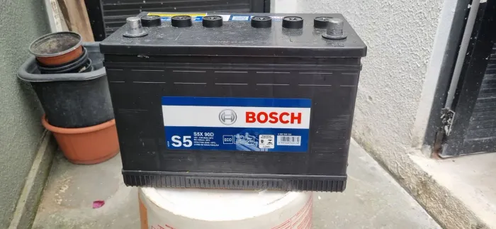 Bateria  bosch 90 Amp