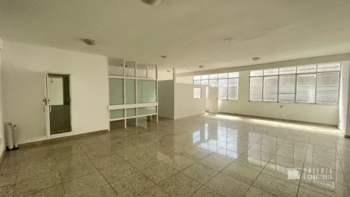 SALA COMERCIAL PARA LOCAÇÃO NO ED. IMPORTADORA | 136M² | CAMPINA