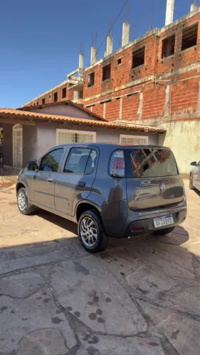 Fiat Uno Attractive 1.0 EVO Fire Flex 8V 5P 2021