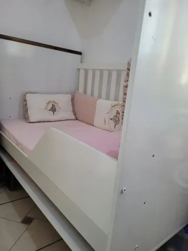 BERÇO / CAMA , ESTA COM COLCHÃO NO PLÁSTICO