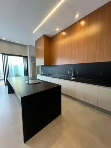 CASA A VENDA NO CONDOMINIO VILA TOSCANA