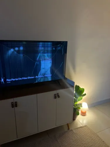 TV AOC 43? danificada