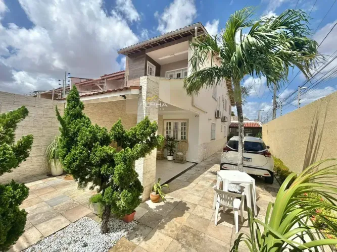 CASA AMPLA DE ESQUINA À VENDA MARAPONGA | FORTALEZA/CE