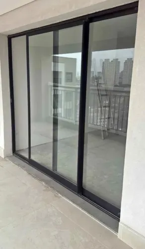 Porta Balcão Preta 2 mtrs - 2 folhas