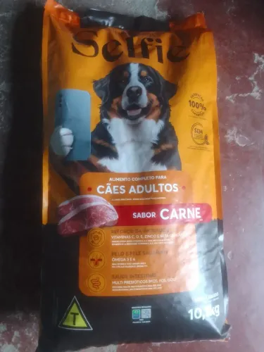 Ração pra cachorro 