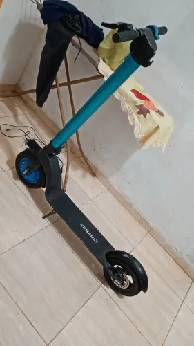 Patinete elétrica Renault