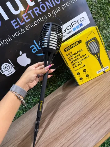Kit 2 Luminárias Solar de Jardim com Efeito Chama BOM- 4615 BOMVINK