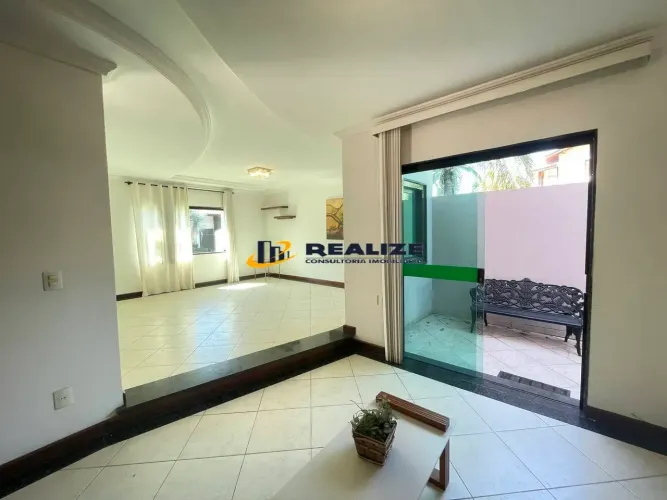 EM Condomínio Centro Magnífca Casa Linear 03 Qts 01 Suíte + Home Office ou DCE Logística U