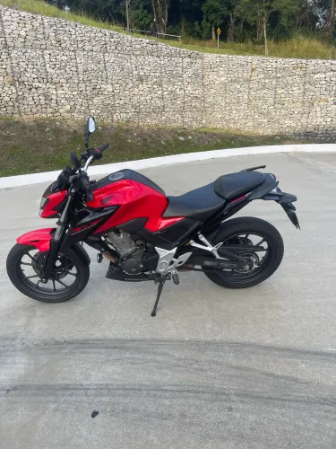 Cb 300 twister vendo URGENTE 