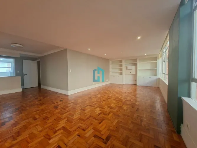Apartamento reformado para aluguel no Itaim Bibi