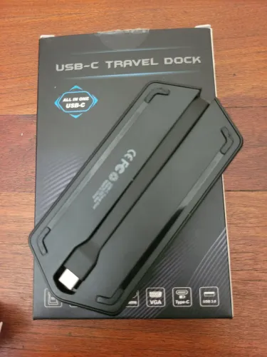 Adaptador hub USB-C viagem