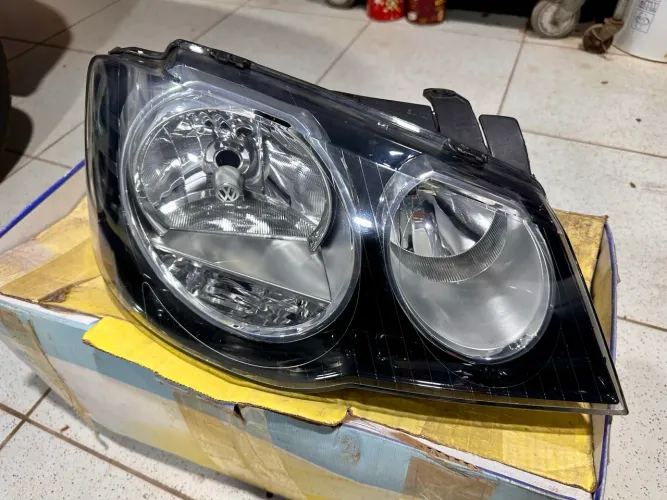 Farol Golf 2008 a 2014 lado direito (Arteb)