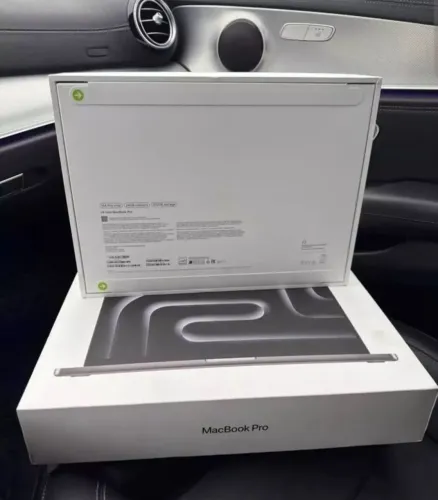 MacBook Pro M4 Pro 14" 512 SSD 24gb de ram LACRADO 