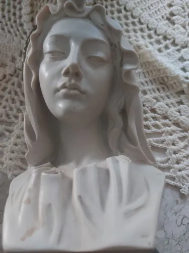 Madona de Pedra Antiguidade