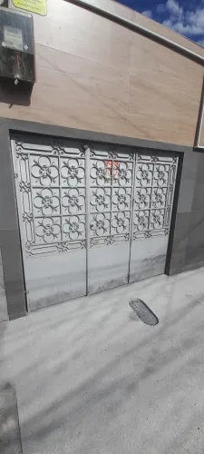 Portão de ferro para garagem
