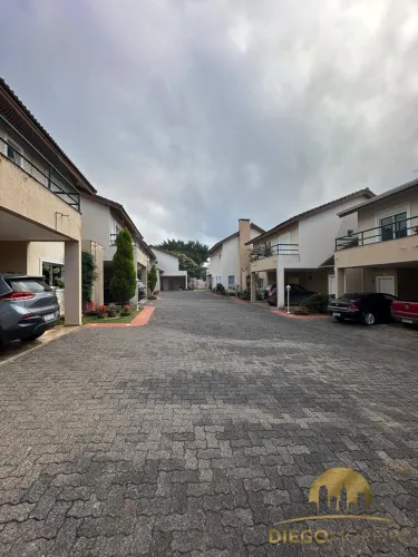 Casa em Condomínio com 3 Suítes| Locação  Próx. ao Parque Edmundo- Atibaia