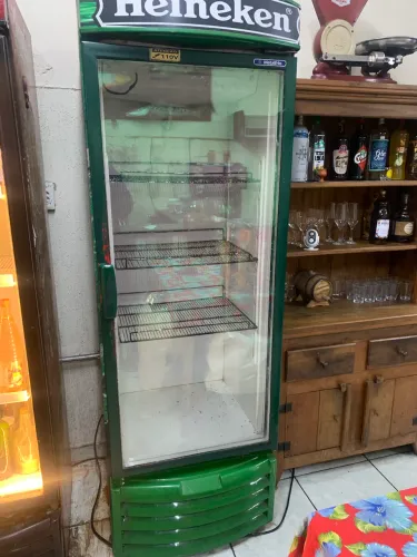 Geladeira expositora - Cerveja e Refrigerante