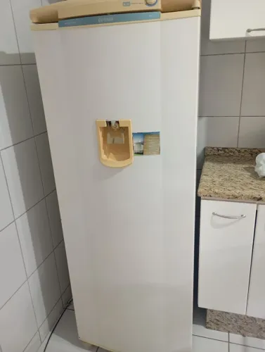 geladeira semi nova consul
