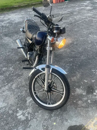 Vendo Intruder 125cc toda original valor 8.399,00