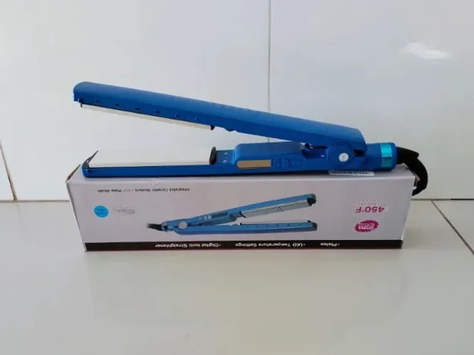 Chapinha Prancha Alisadora de Cabelo Bivolt Azul