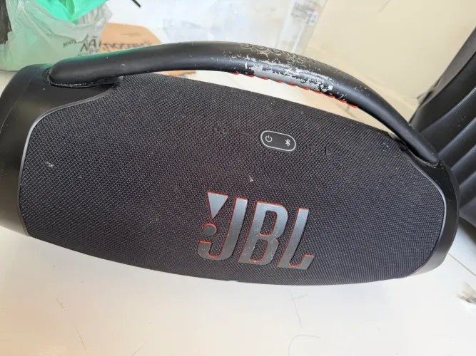 Vendo Jbl Boombox 3