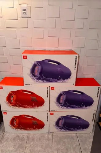 ? JBL BOOMBOX 4 ?