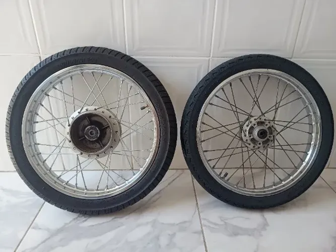 Rodas Fan 150