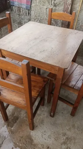 Mesas bar ou restaurante tenho 3 jogos