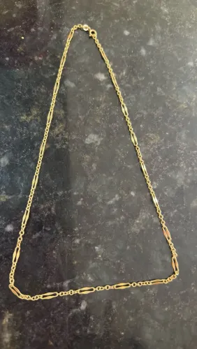 Cordão de ouro 18