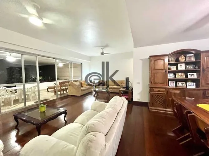 EDK - VENDE - JARDIM OCEÂNICO- APARTAMENTO PADRÃO COM PISCINA - BARRA DA TIJUCA - RJ.