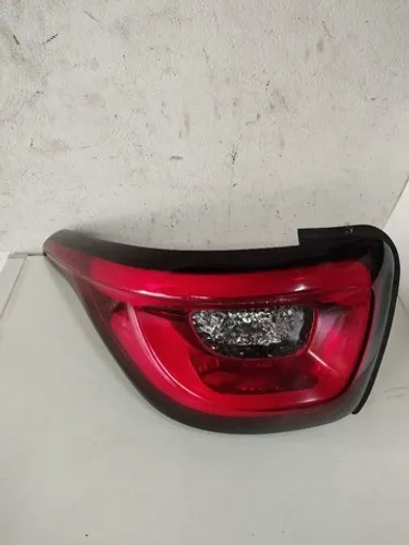 Lanterna Fiat Toro 2016 (esquerda)